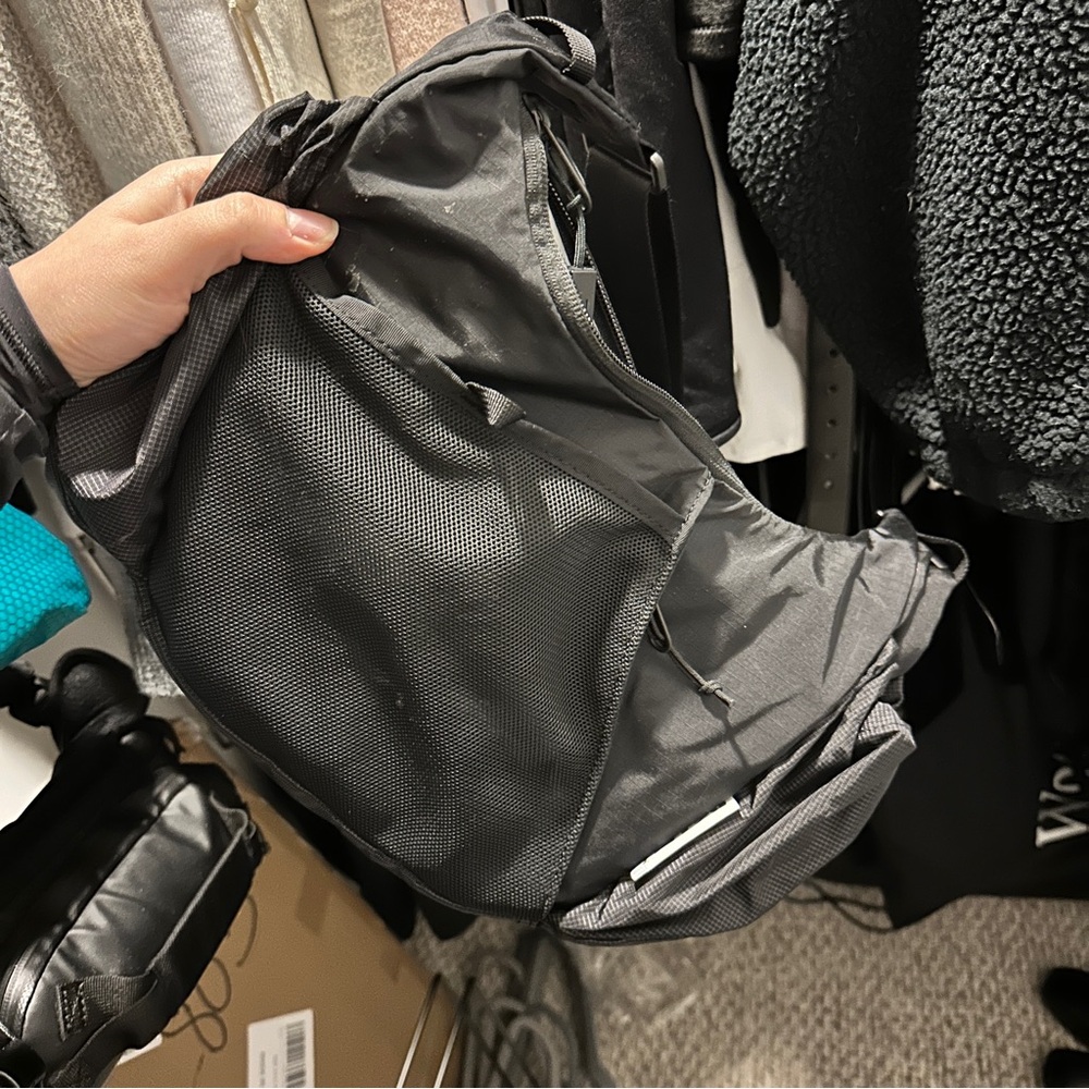 Baboon to the Moon Crescent Crossbody (4.7 L)